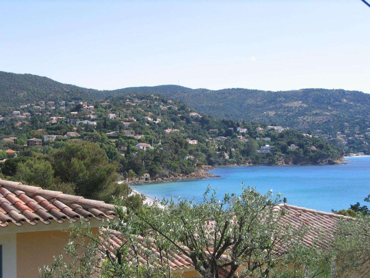 Residence Goelia Le Domaine De La Pinede Le Lavandou Oda fotoğraf